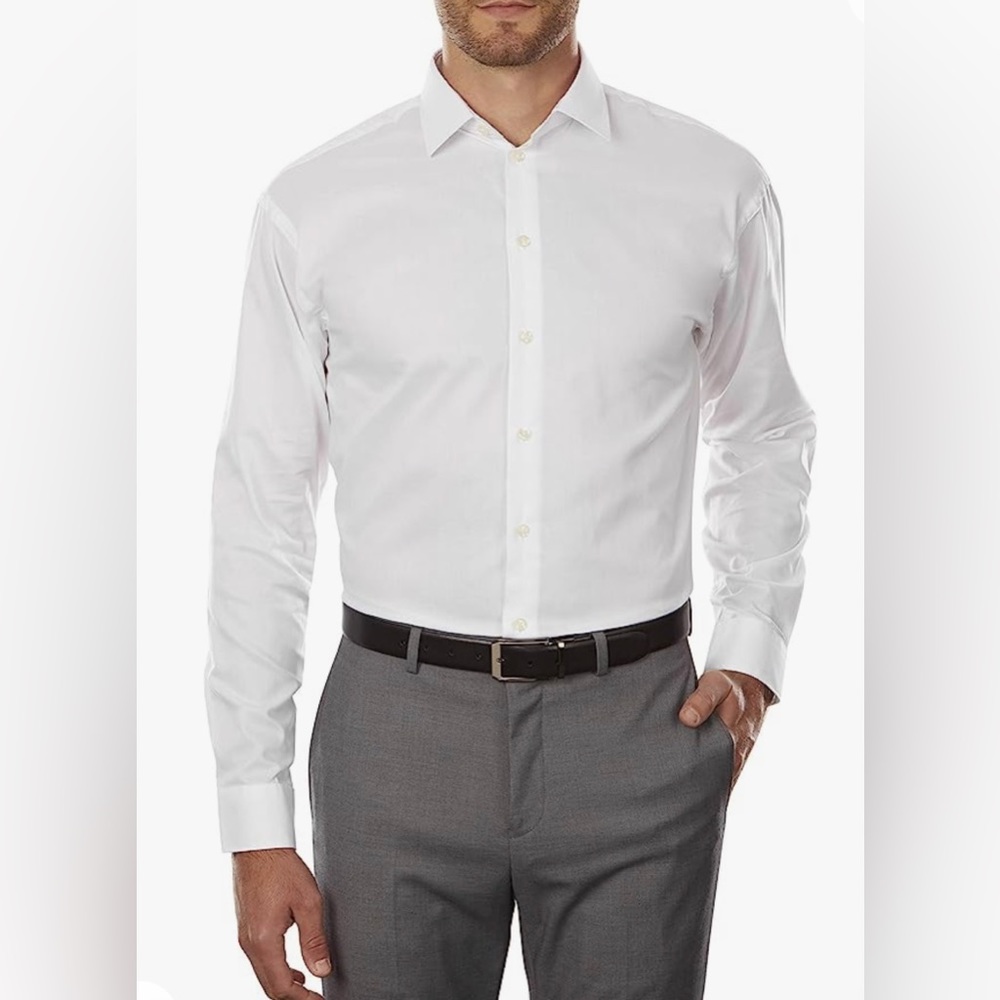 Kenneth Cole Unlisted Men’s White Dress Shirt. XL 17-17 1/2 neck. NWT